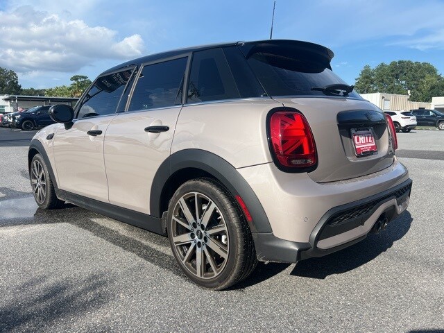 2022 Mini Cooper S Iconic photo 4