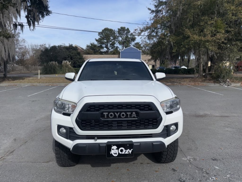 Used 2017 Toyota Tacoma TRD Off-Road Truck Double Cab