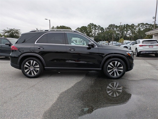 2025 Mercedes Benz GLE 350 4MATIC photo 3