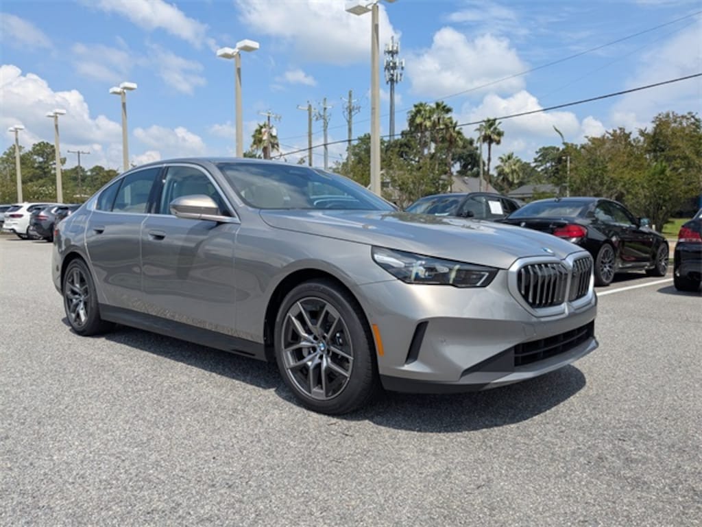 New 2026 BMW 5 Series 530i Sedan