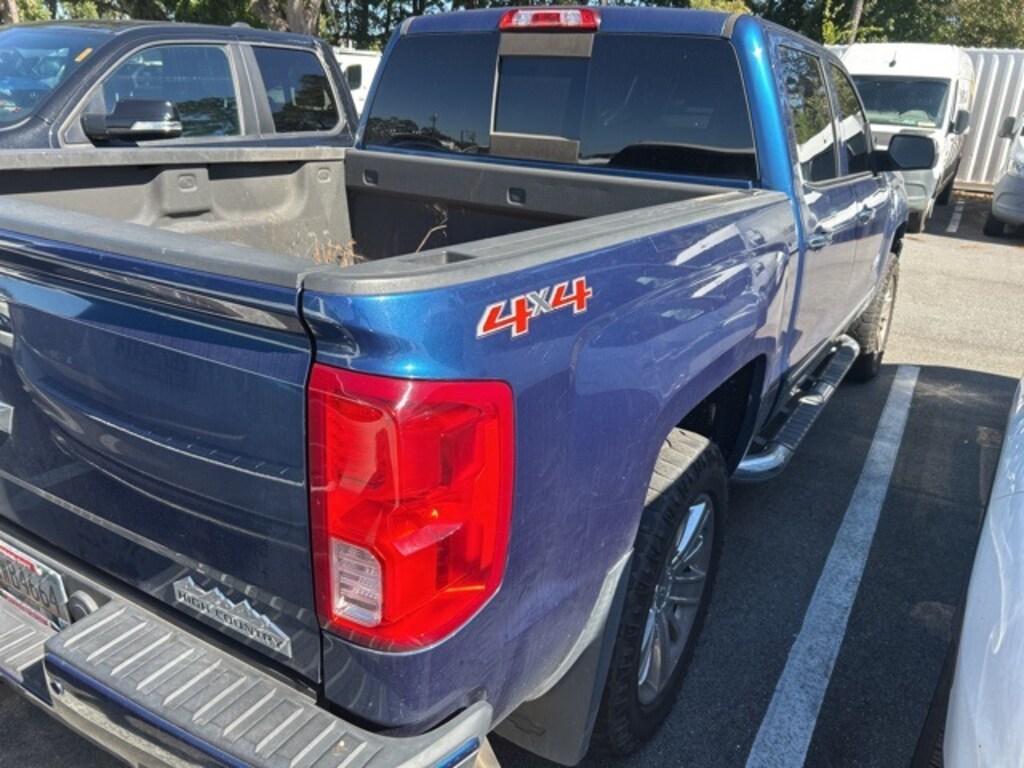 Used 2017 Chevrolet Silverado 1500 High Country Truck Crew Cab