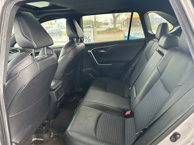 2021 Toyota RAV4 XSE - Photo 18