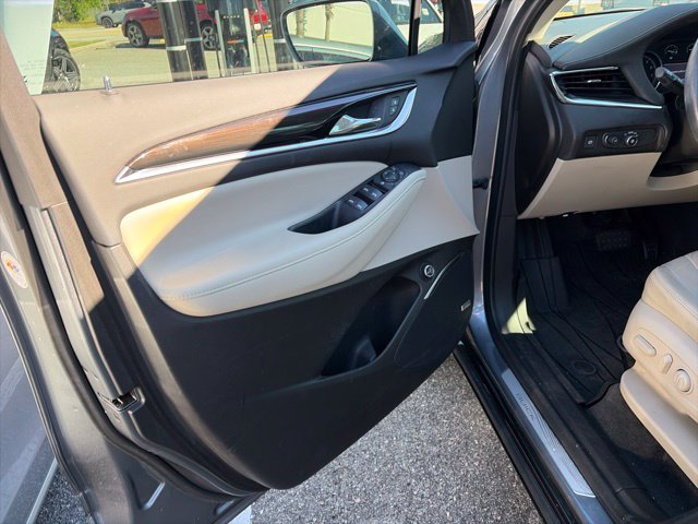 2020 Buick Enclave Essence - Photo 11