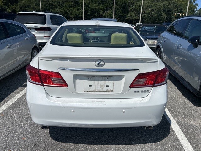 2012 Lexus ES 350 photo 3