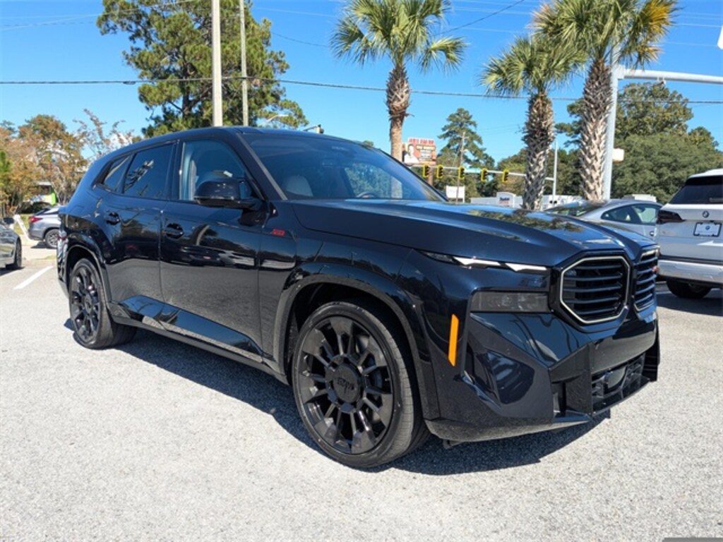 New 2026 BMW XM  SUV