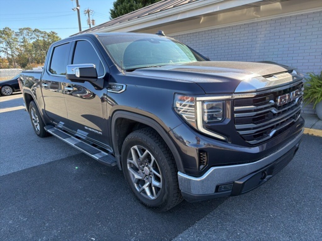Used 2023 GMC Sierra 1500 SLT Truck Crew Cab