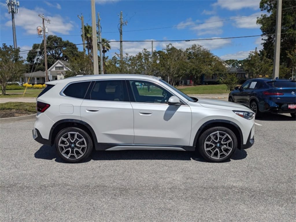 New 2026 BMW X1 xDrive28i SUV