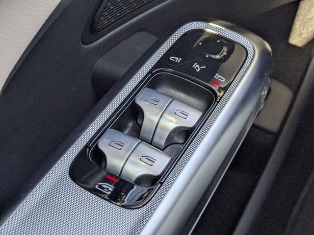 2025 Mercedes-Benz E-Class E350 - Photo 25