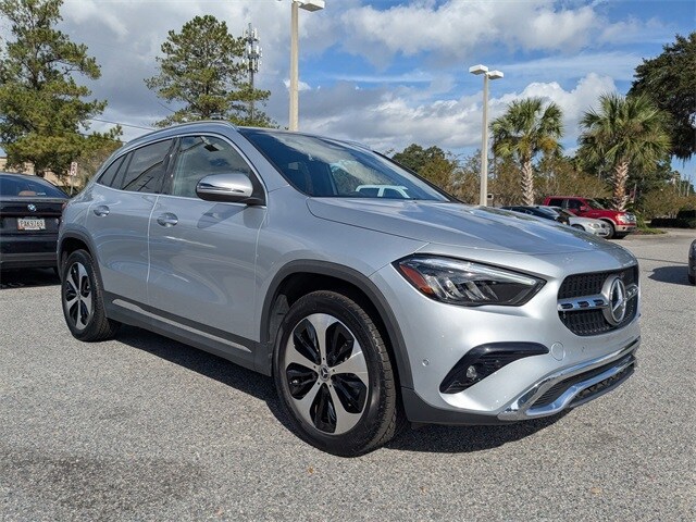 2025 Mercedes Benz GLA 250 4MATIC photo 2