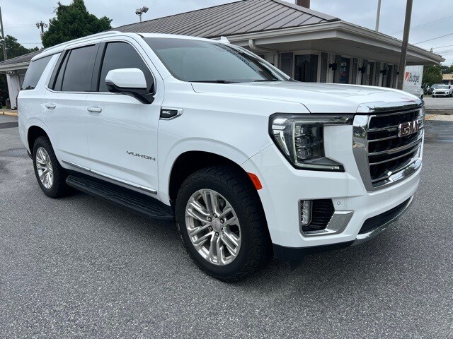 2022 Gmc Yukon SLT photo 3