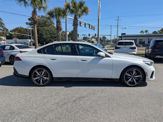 2026 Bmw 530i photo 3