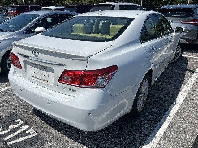 2012 Lexus ES 350 photo 2