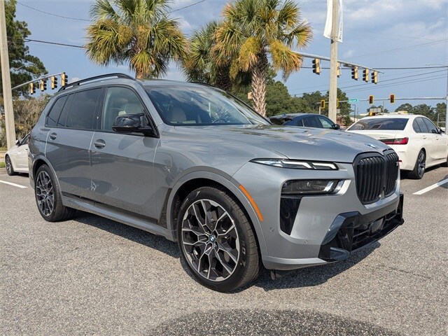 2025 Bmw X7 M60i photo 2