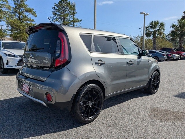 2017 Kia Soul Plus photo 4