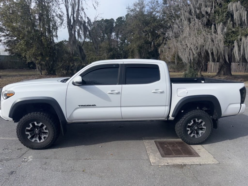 Used 2017 Toyota Tacoma TRD Off-Road Truck Double Cab