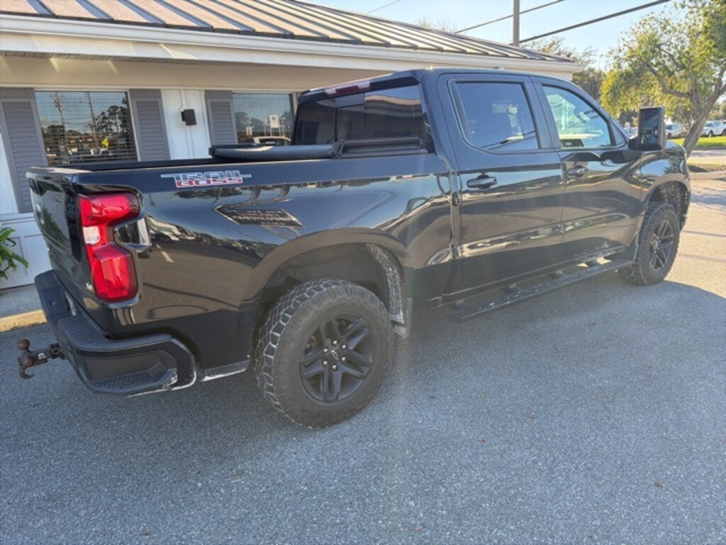 Used 2022 Chevrolet Silverado 1500 LT Trail Boss Truck Crew Cab