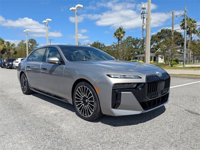 2026 Bmw 740i photo 2