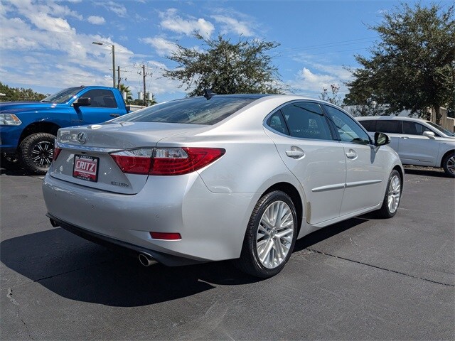 2014 Lexus ES 350 photo 4