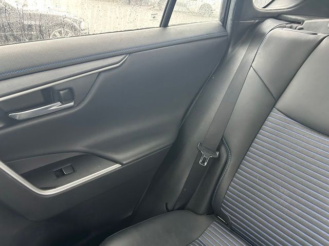 2021 Toyota RAV4 XSE - Photo 13