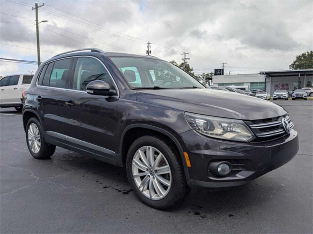 Used 2016 Volkswagen Tiguan SE SUV