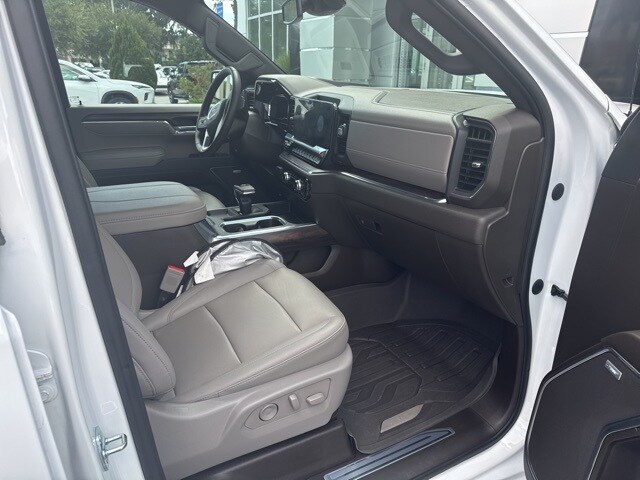 2023 Gmc Sierra 1500 SLT photo 4