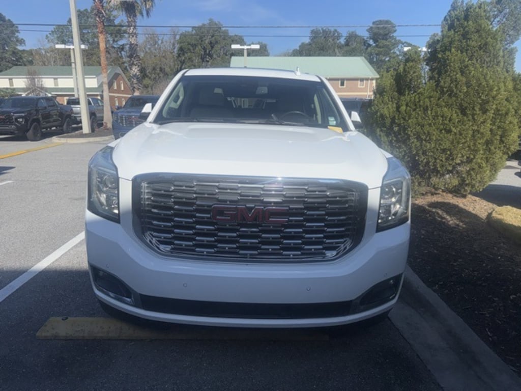Used 2019 GMC Yukon XL Denali SUV