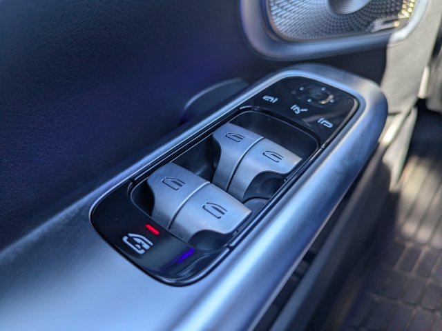 2026 Mercedes-Benz C-Class Sedan C 300 - Photo 24