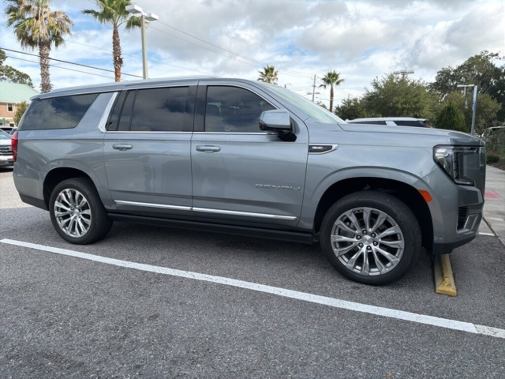 Used 2023 GMC Yukon XL Denali SUV