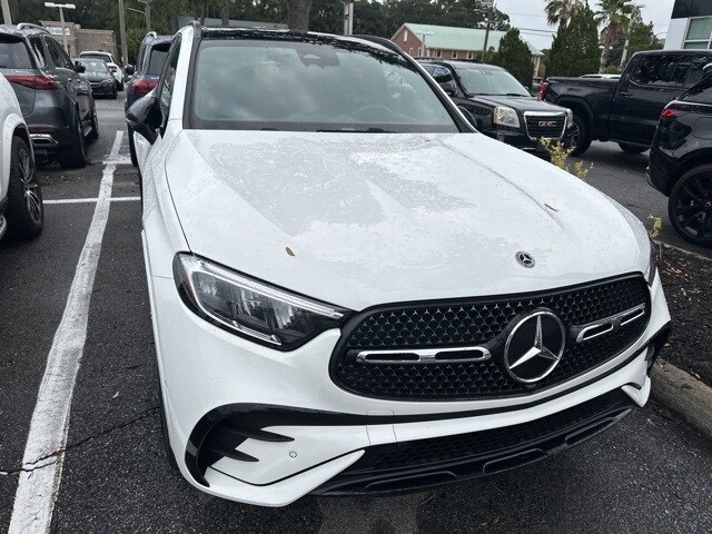 2025 Mercedes Benz GLC 300 4MATIC photo 4