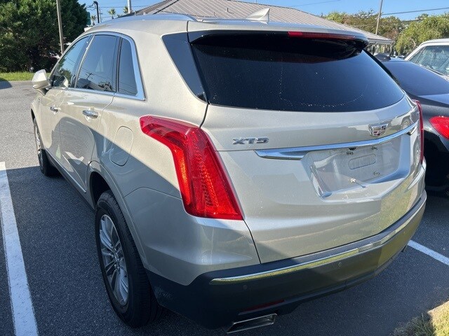 2017 Cadillac XT5 Luxury photo 3
