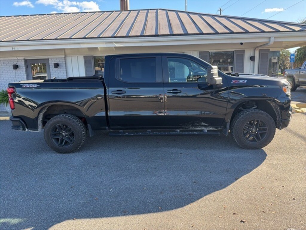 Used 2022 Chevrolet Silverado 1500 LT Trail Boss Truck Crew Cab