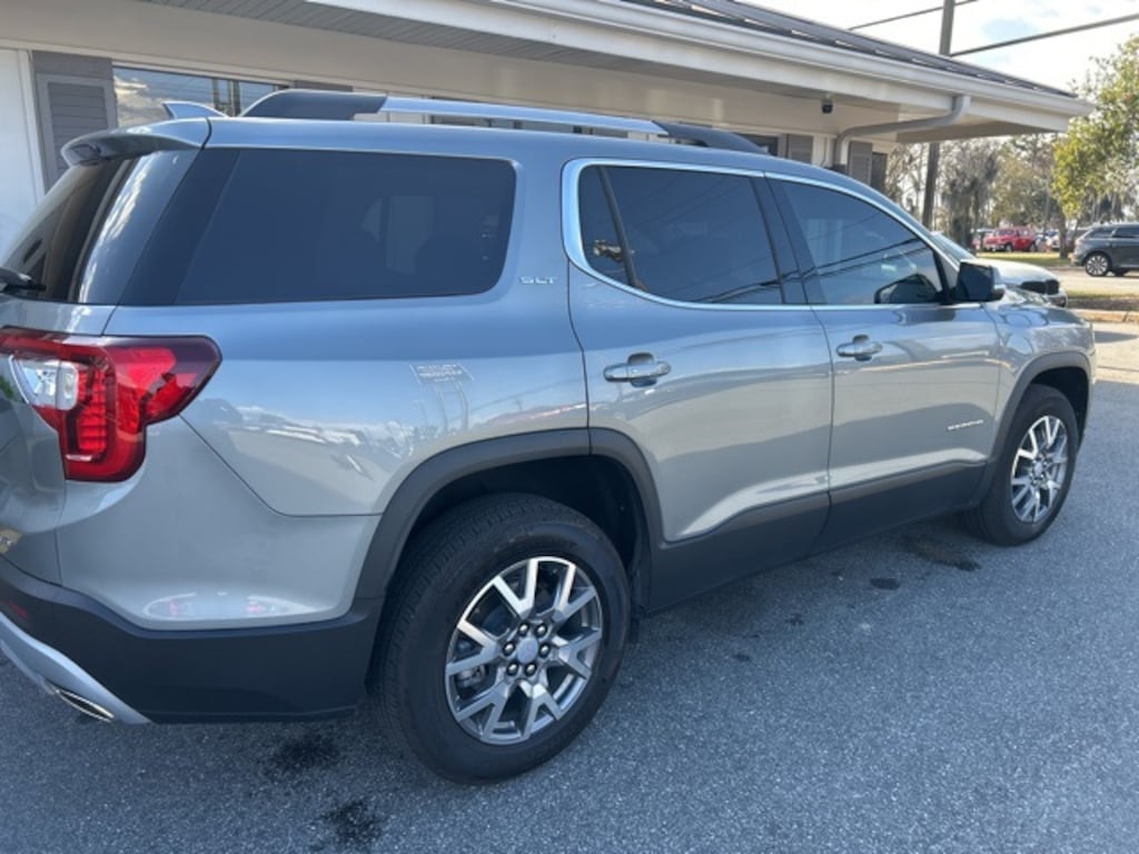 Used 2023 GMC Acadia SLT SUV