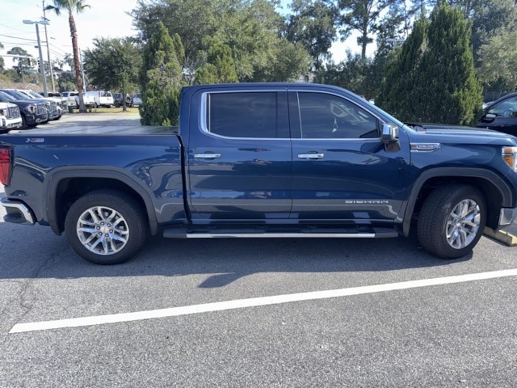 Used 2021 GMC Sierra 1500 SLT Truck Crew Cab