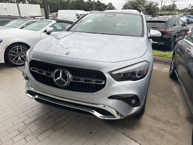 2025 Mercedes Benz GLA 250 photo 2