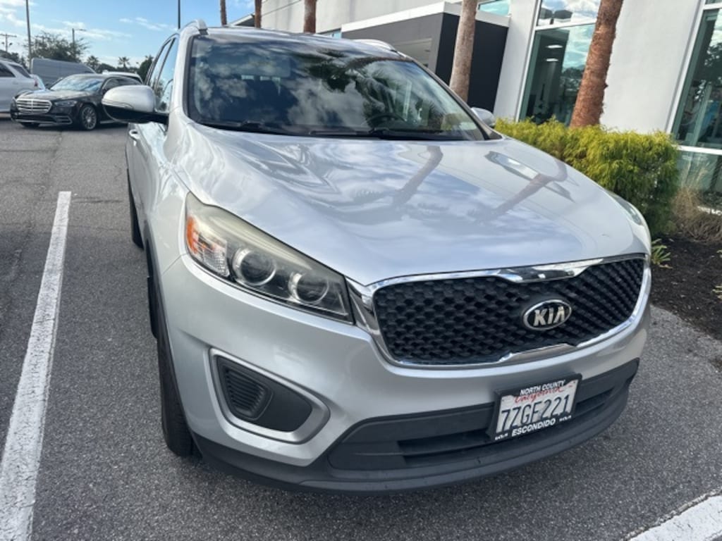Used 2017 Kia Sorento LX SUV