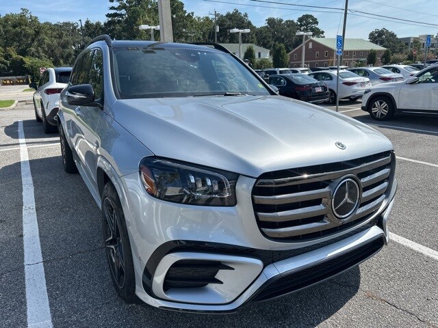 2024 Mercedes Benz GLS 450 4MATIC photo 4