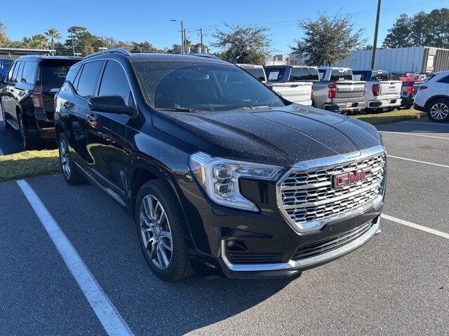 2022 Gmc Terrain Denali photo 3