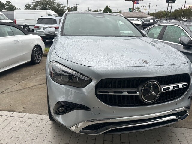 2025 Mercedes Benz GLA 250 photo 4