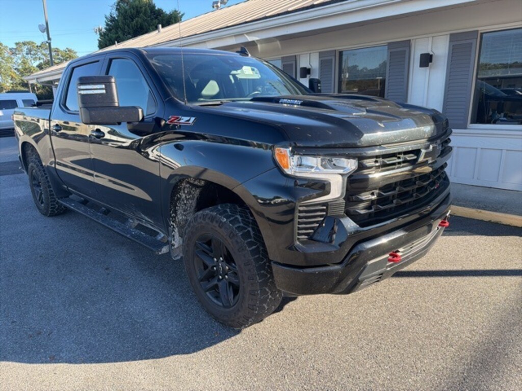 Used 2022 Chevrolet Silverado 1500 LT Trail Boss Truck Crew Cab
