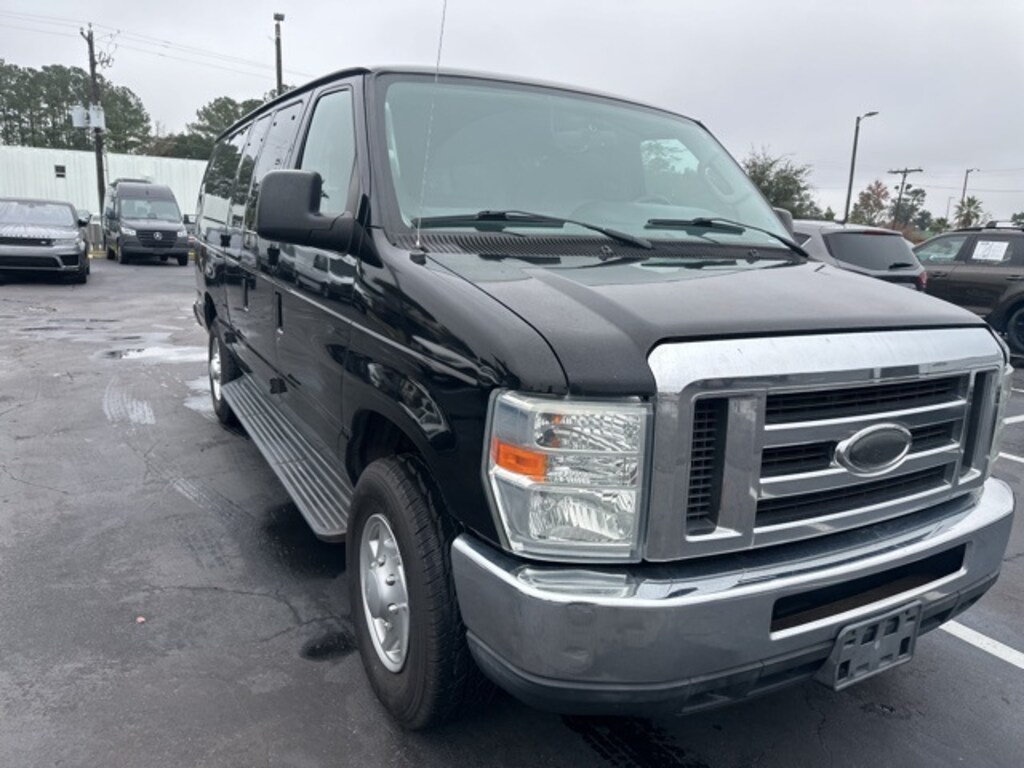 Used 2014 Ford E-350SD XLT Wagon Extended Wagon