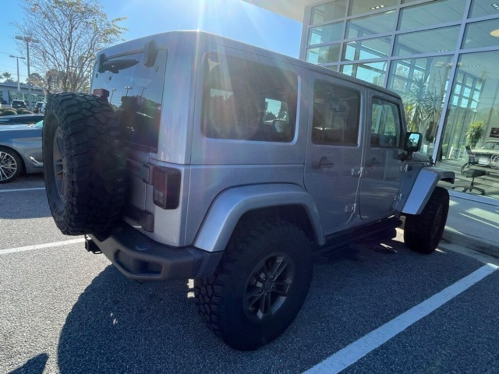 Used 2016 Jeep Wrangler Unlimited Sahara SUV