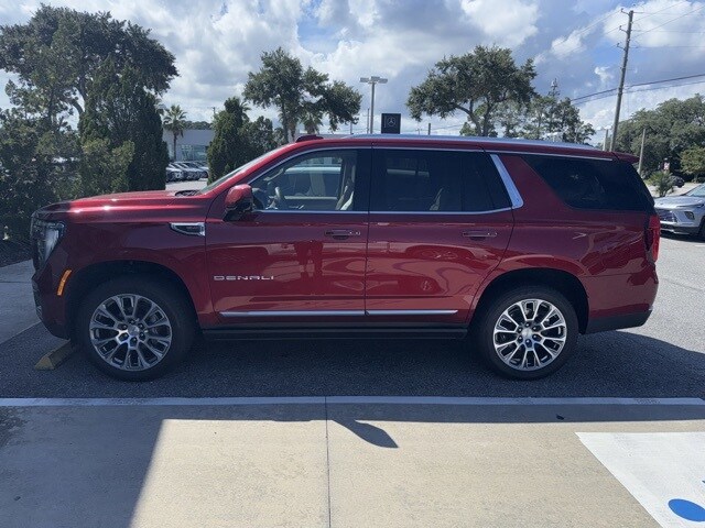 2025 Gmc Yukon Denali photo 3