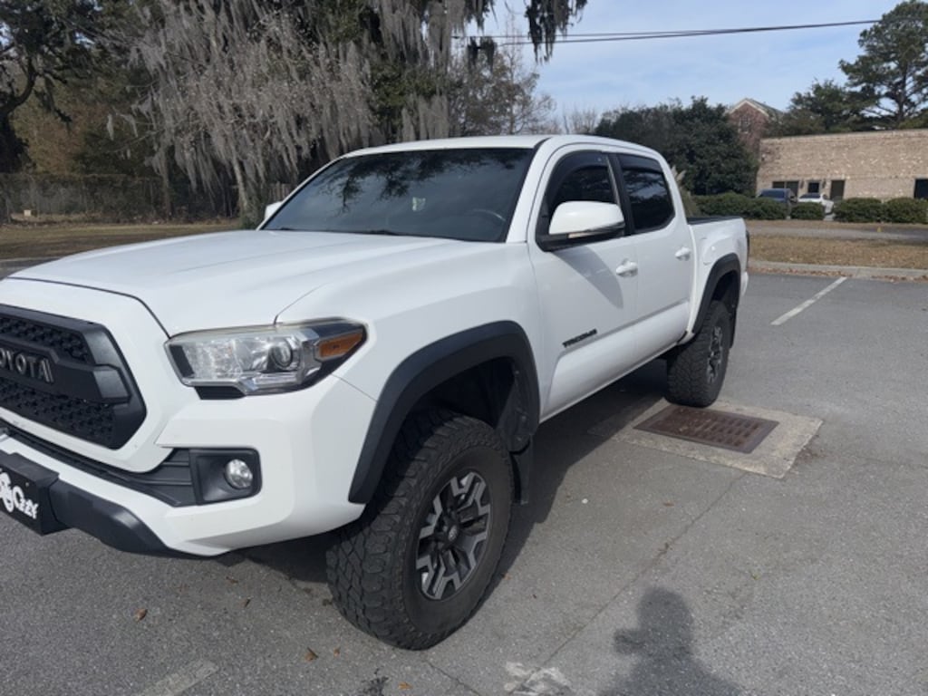 Used 2017 Toyota Tacoma TRD Off-Road Truck Double Cab
