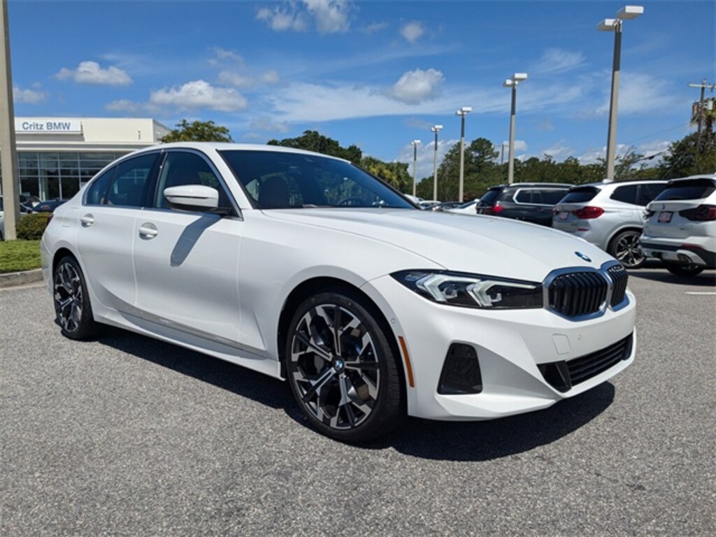 New 2025 BMW 3 Series 330i Sedan