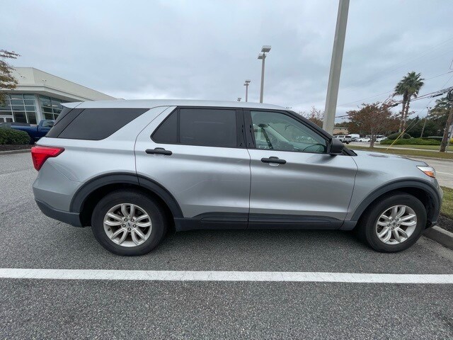 2020 Ford Explorer Base photo 2