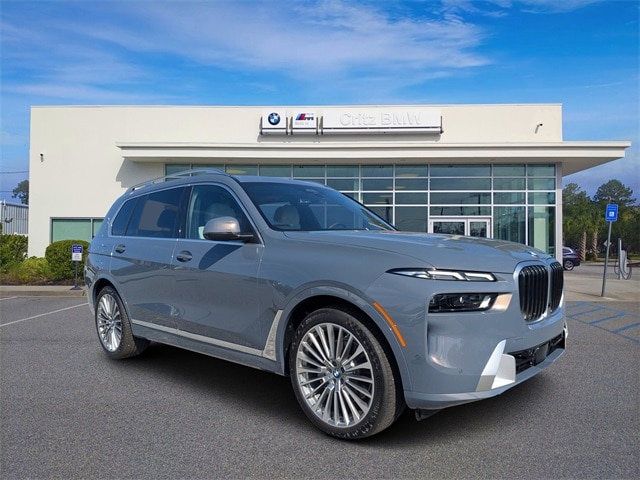 2026 BMW X7 40i's photo