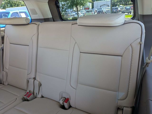 2022 GMC Yukon XL Denali - Photo 17