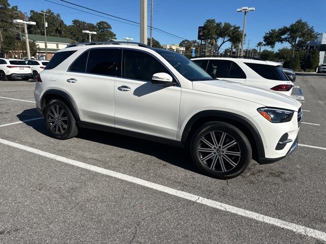 2024 Mercedes Benz GLE 450 4MATIC photo 3