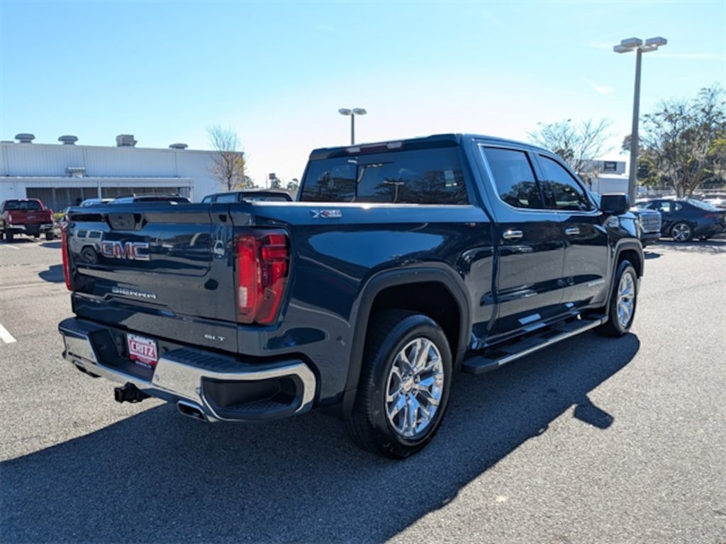 Used 2021 GMC Sierra 1500 SLT Truck Crew Cab