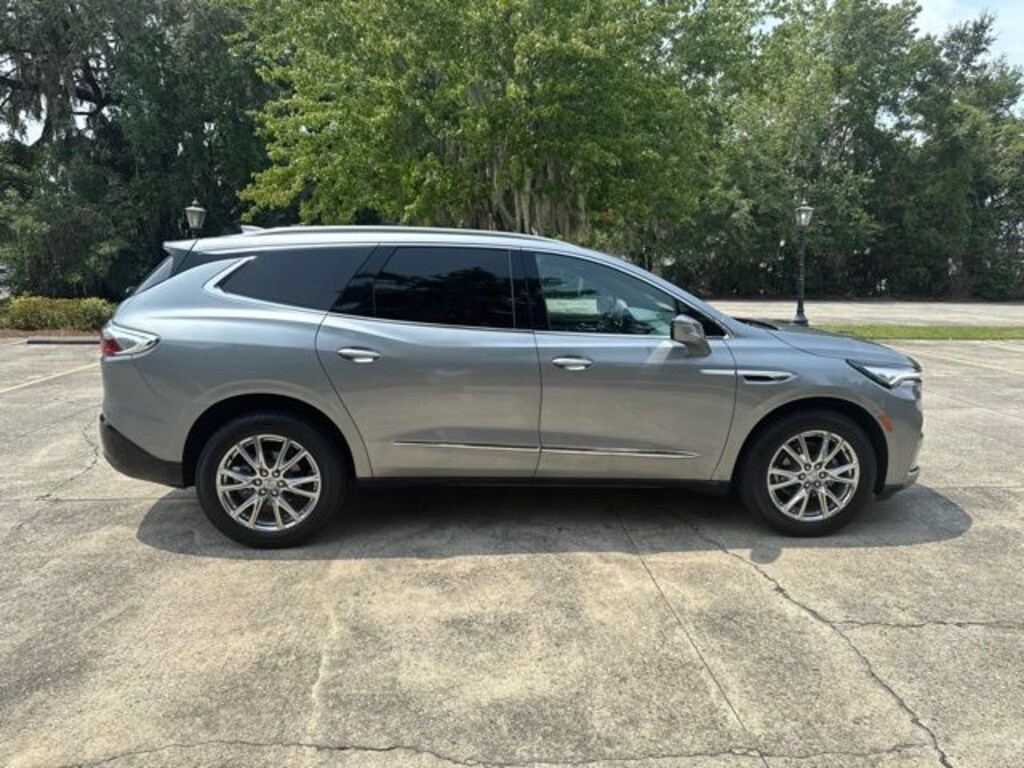 Used 2023 Buick Enclave Essence SUV